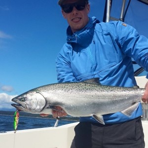 Steve with a nice spring chinook.